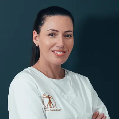 Danielle Firth, Hygiene Therapist at Vitruvian Dental Studio